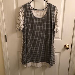 LuLaRoe Perfect T